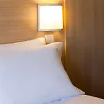 Ogbordeaux Aeroport Otel