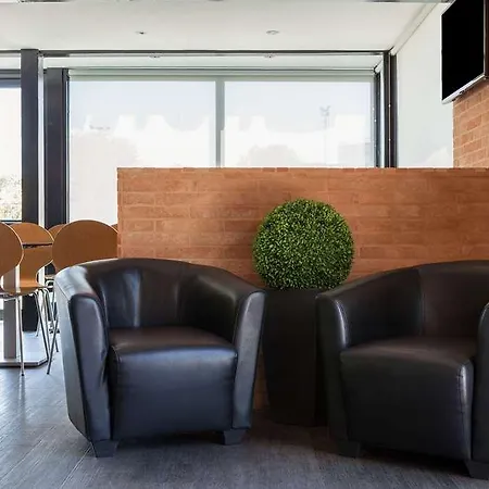 Ogbordeaux Aeroport Hotel